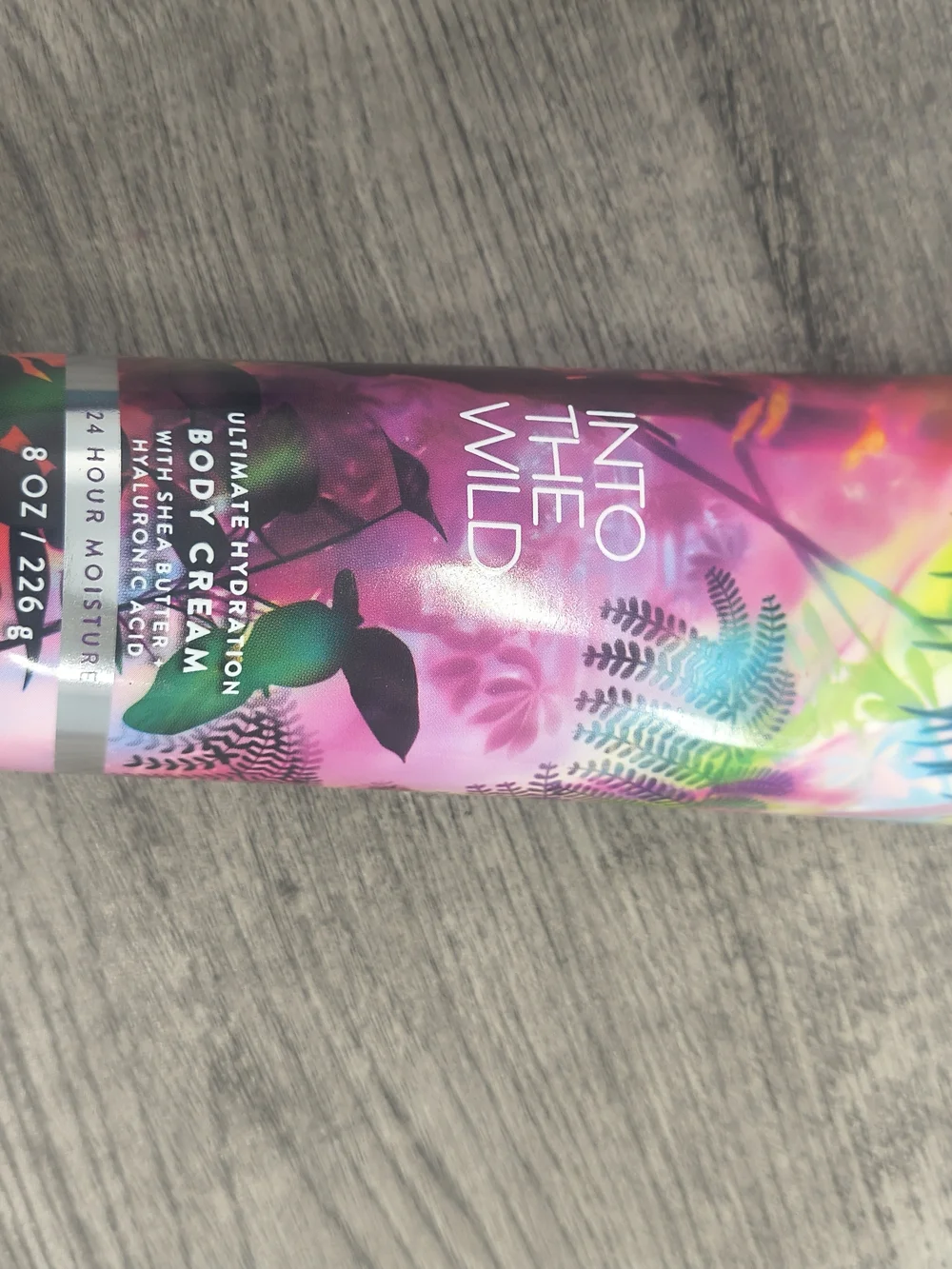 Bath & Body Works Into The Wild Ultimate Hydration Body Cream - Pink